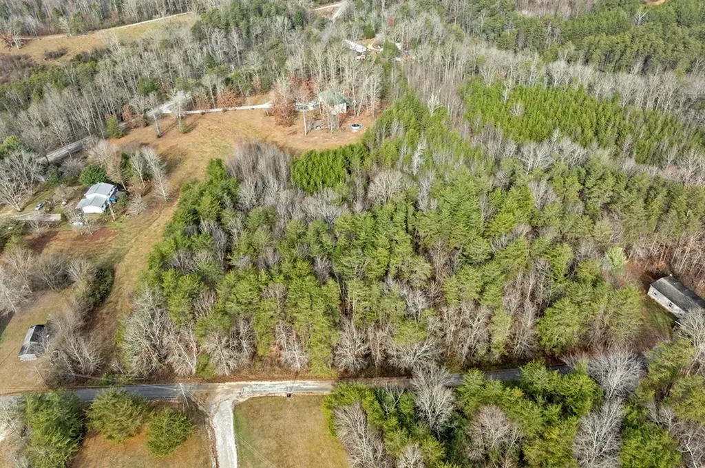 2 Ac Ev Road Spencer TN 38585