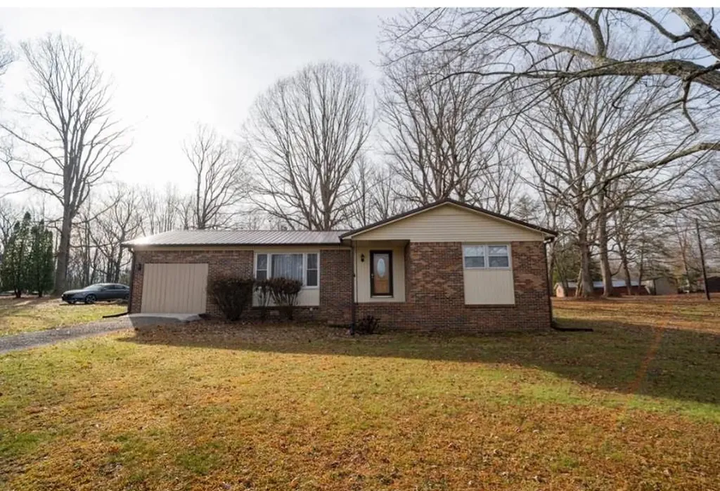 408 Shady Oaks Drive Spencer TN 38585