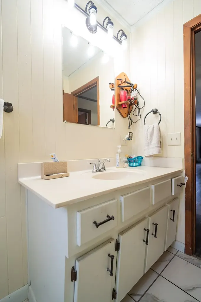 408 Shady Oaks Drive Spencer TN 38585