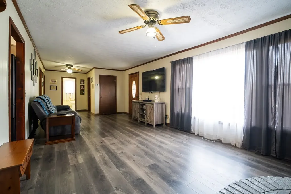 408 Shady Oaks Drive Spencer TN 38585
