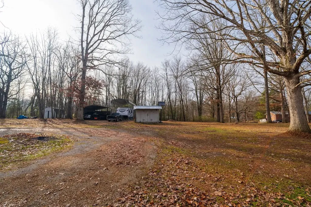 408 Shady Oaks Drive Spencer TN 38585