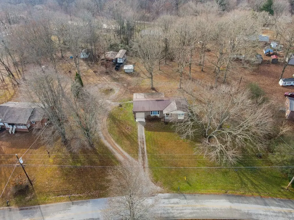408 Shady Oaks Drive Spencer TN 38585
