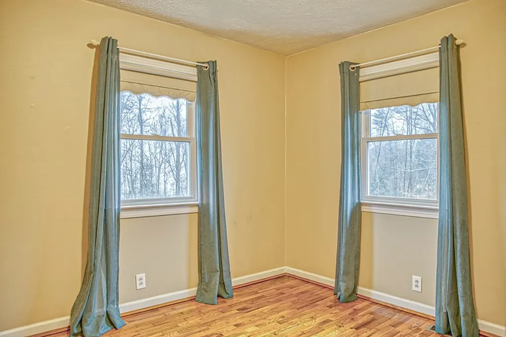 220 Minnie Avenue Monterey TN 38574