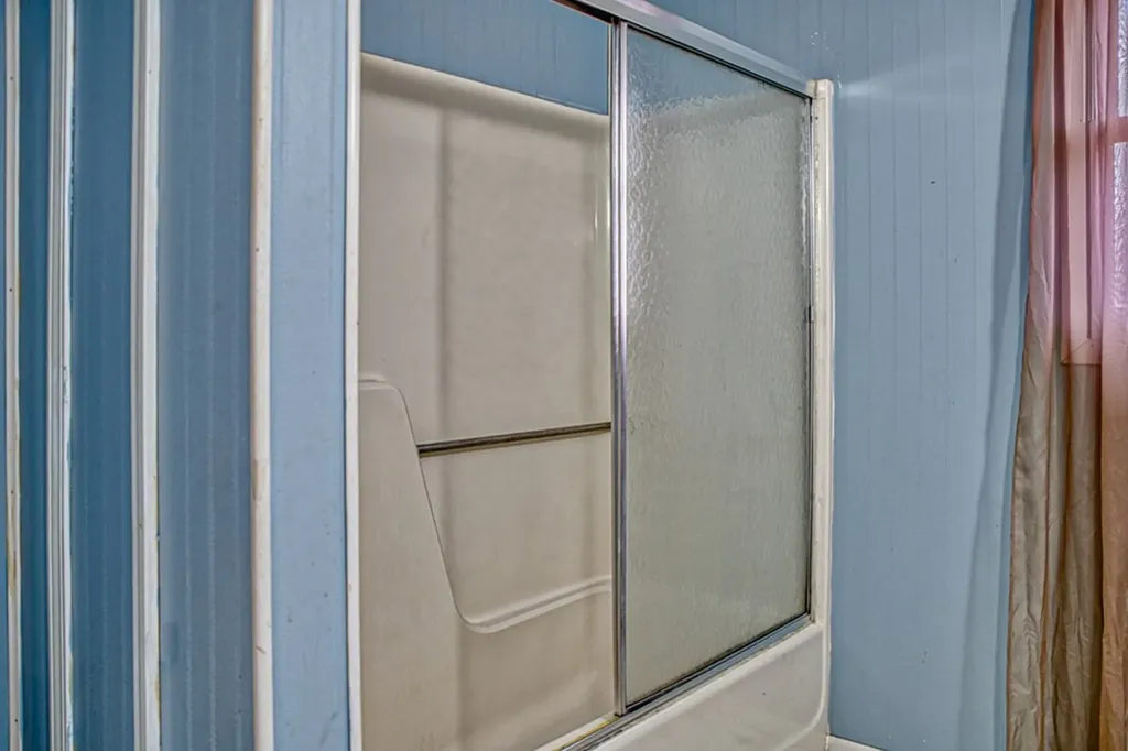 220 Minnie Avenue Monterey TN 38574