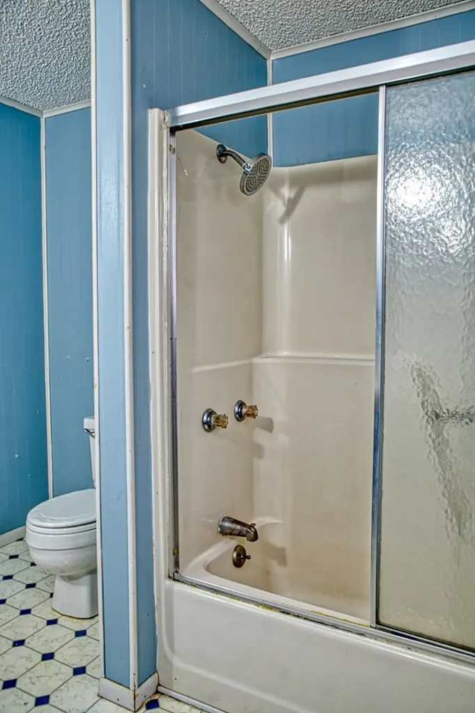 220 Minnie Avenue Monterey TN 38574