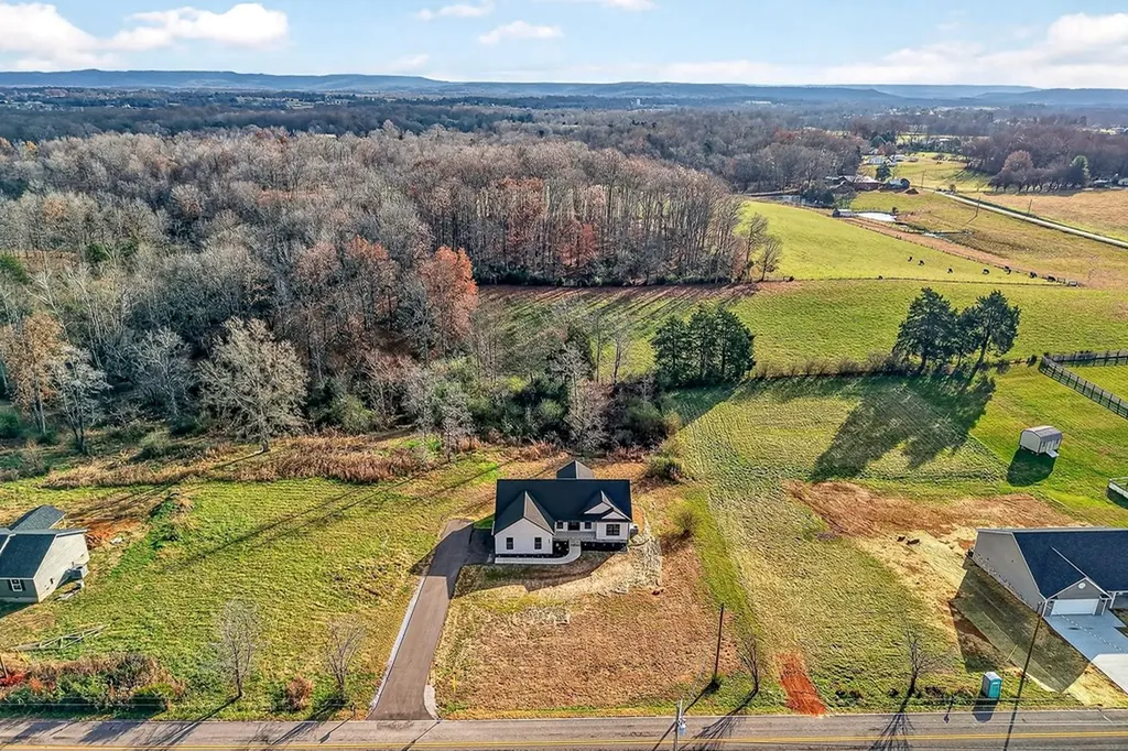 486 Pistole Road Sparta TN 38583