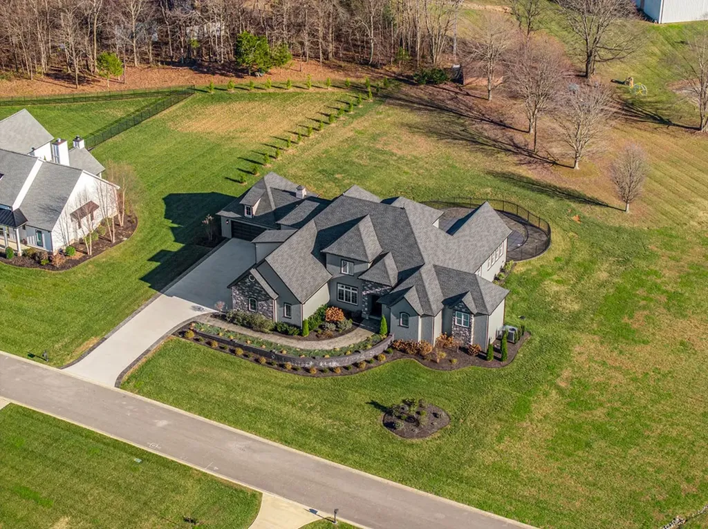 2155 Pinnacle View Cookeville TN 38506