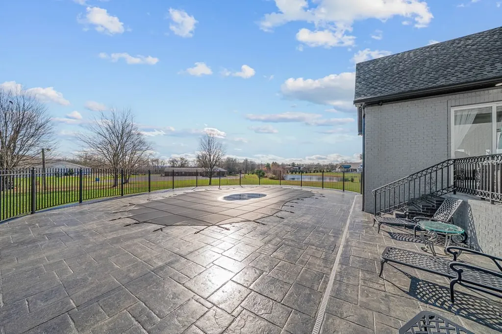 2155 Pinnacle View Cookeville TN 38506