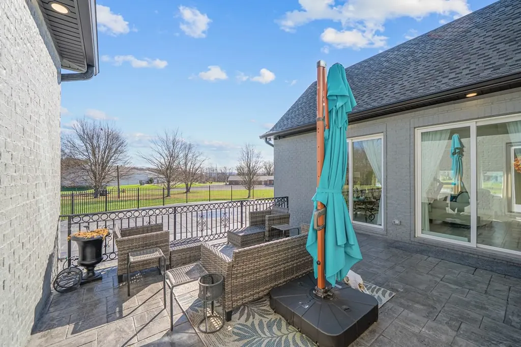 2155 Pinnacle View Cookeville TN 38506