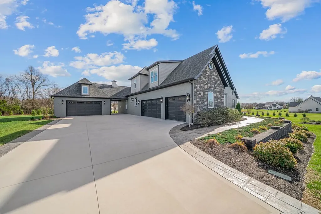 2155 Pinnacle View Cookeville TN 38506