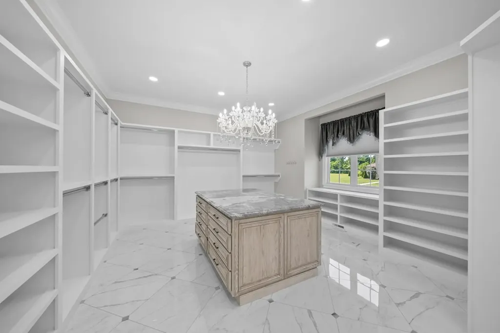 2155 Pinnacle View Cookeville TN 38506