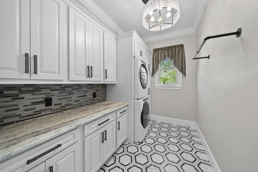 2155 Pinnacle View Cookeville TN 38506