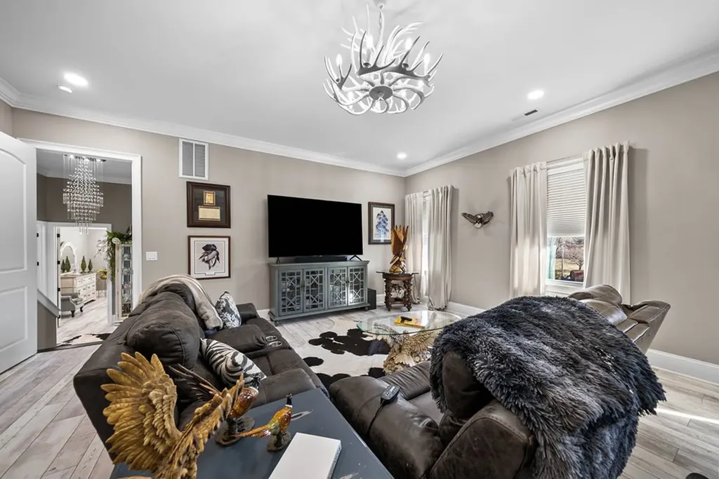 2155 Pinnacle View Cookeville TN 38506