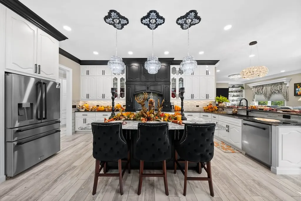 2155 Pinnacle View Cookeville TN 38506