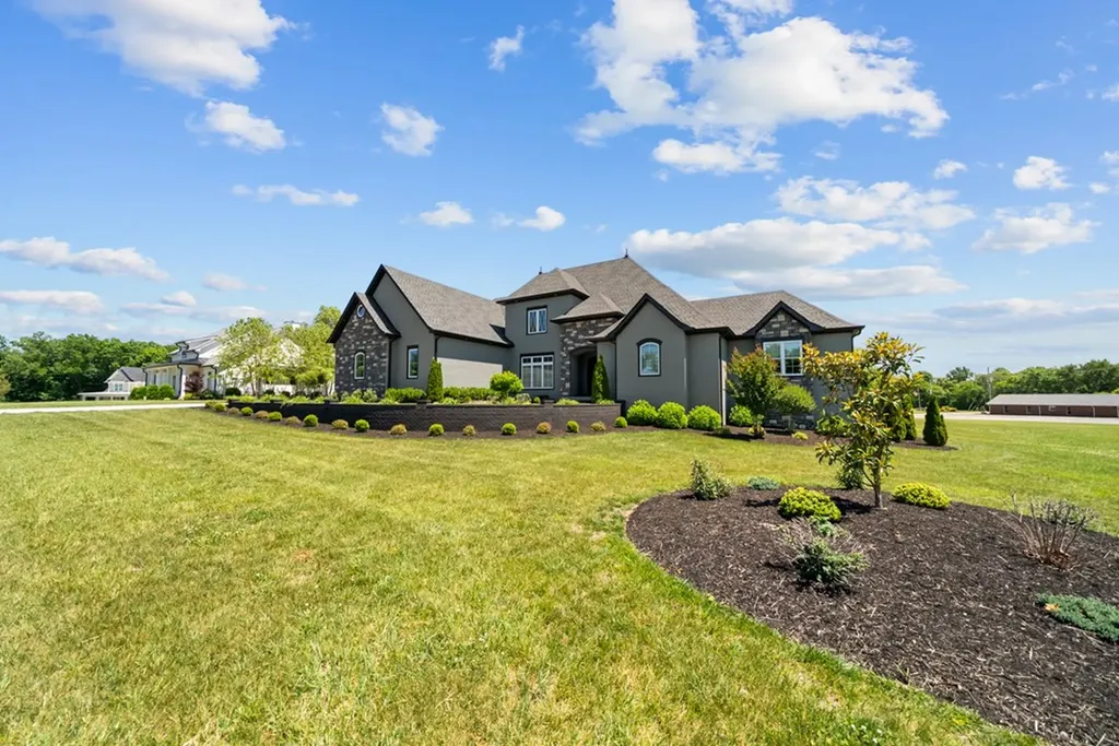 2155 Pinnacle View Cookeville TN 38506