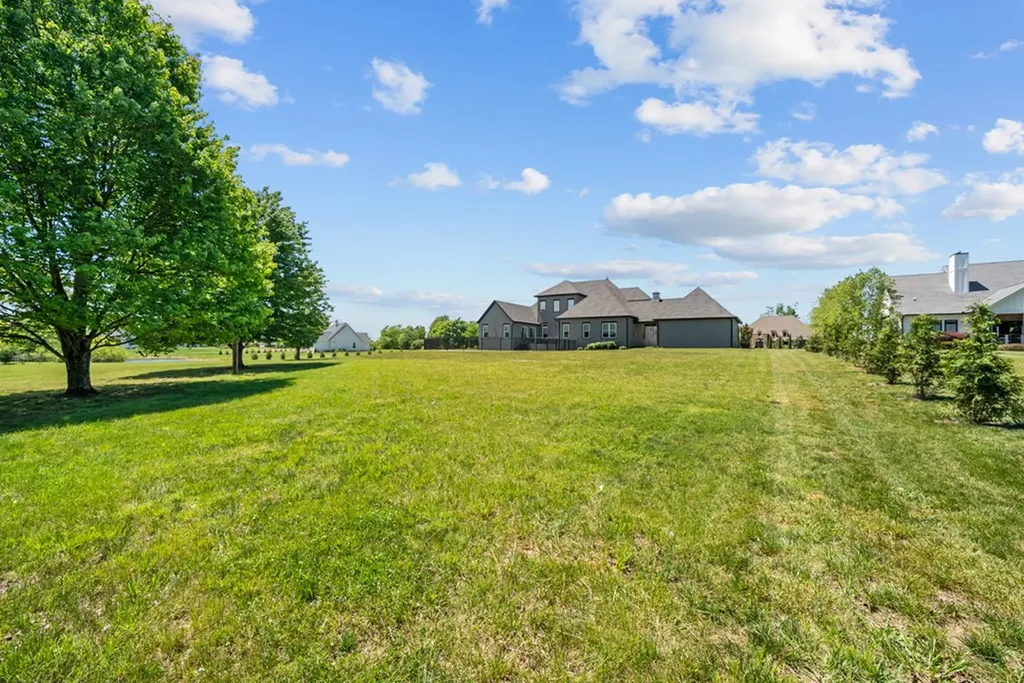 2155 Pinnacle View Cookeville TN 38506