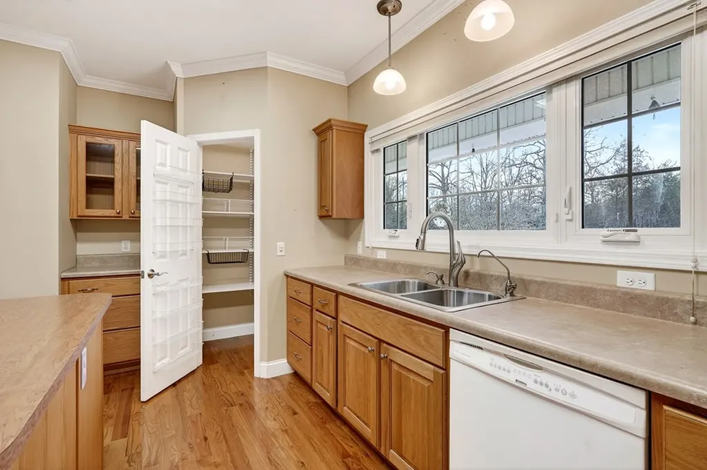 484 Peavine Firetower Road Crossville TN 38571