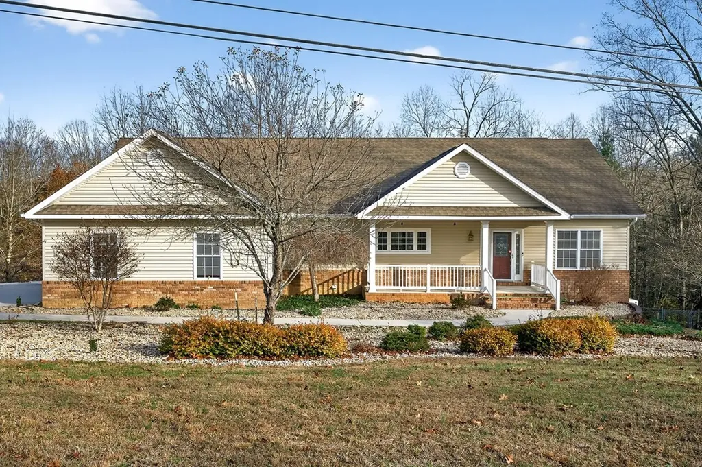 484 Peavine Firetower Road Crossville TN 38571