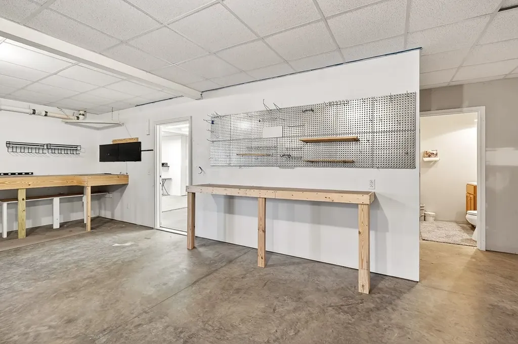 484 Peavine Firetower Road Crossville TN 38571