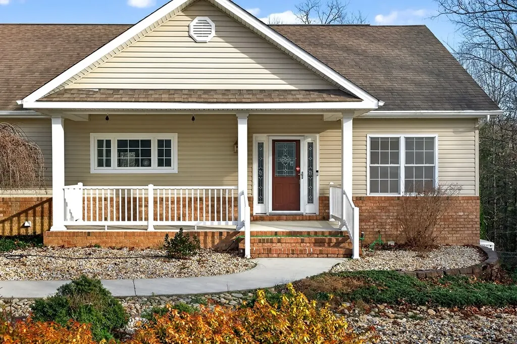 484 Peavine Firetower Road Crossville TN 38571