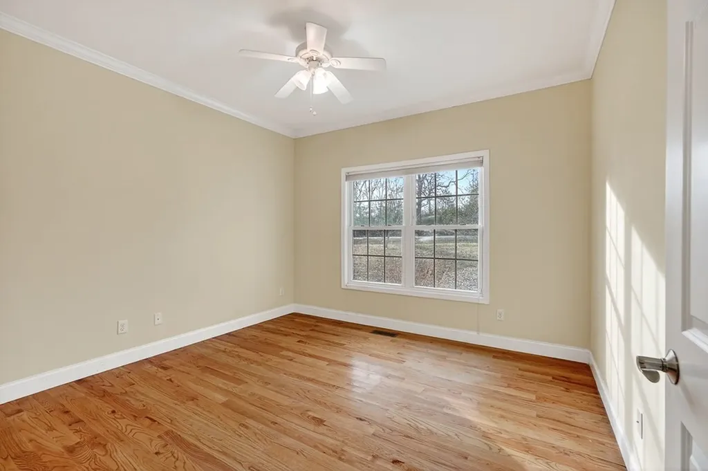 484 Peavine Firetower Road Crossville TN 38571