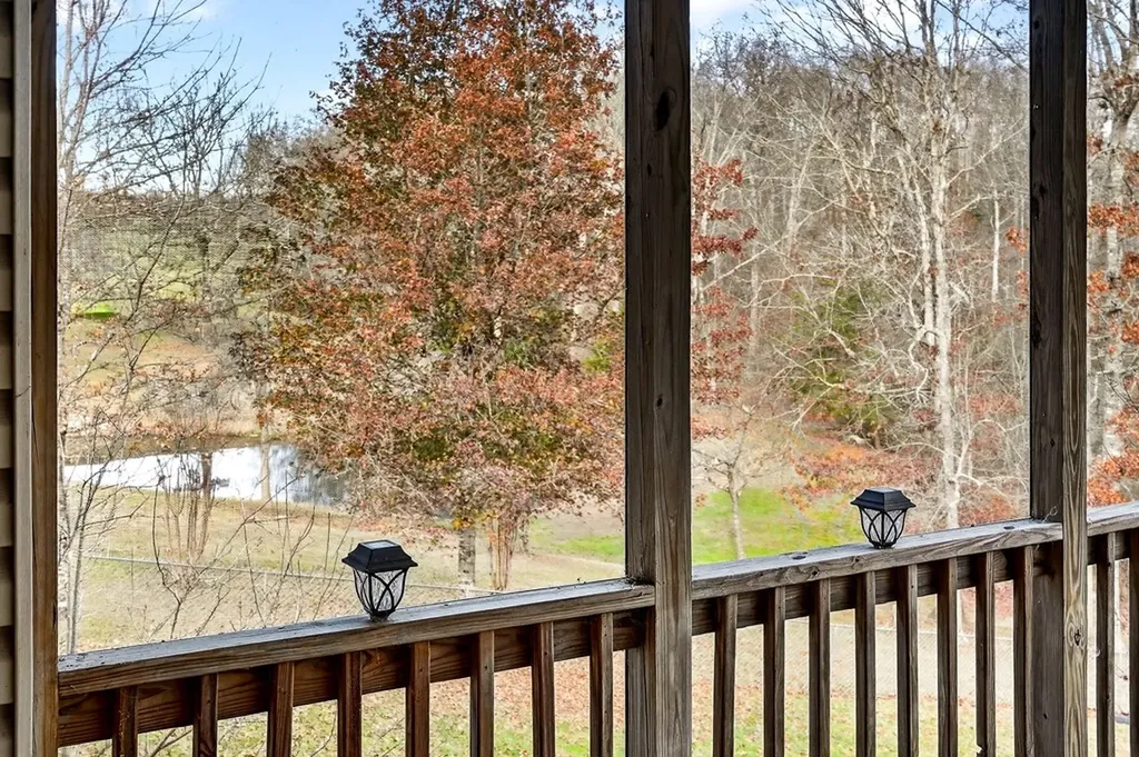 484 Peavine Firetower Road Crossville TN 38571