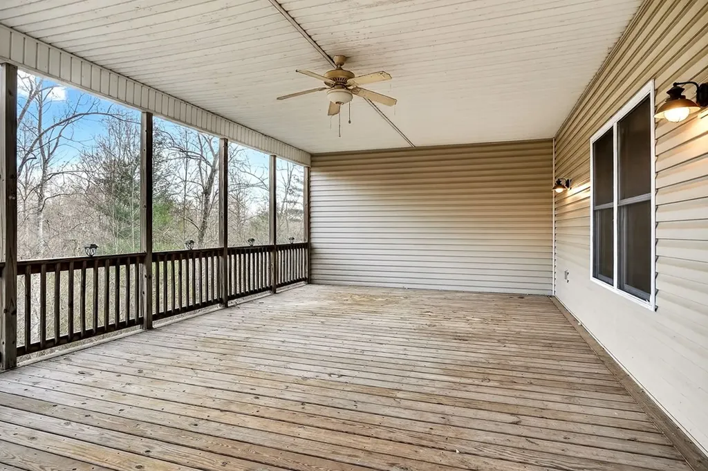 484 Peavine Firetower Road Crossville TN 38571