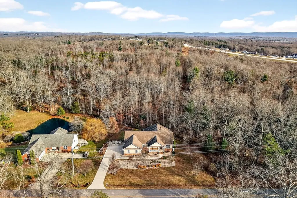 484 Peavine Firetower Road Crossville TN 38571