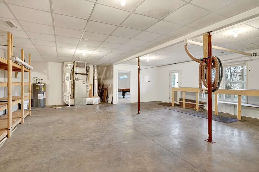 484 Peavine Firetower Road Crossville TN 38571