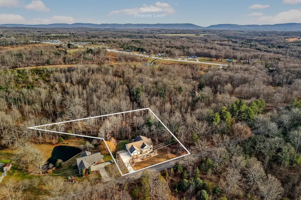 484 Peavine Firetower Road Crossville TN 38571