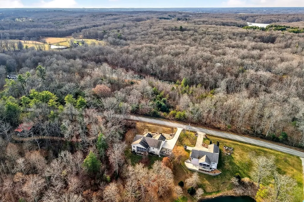 484 Peavine Firetower Road Crossville TN 38571