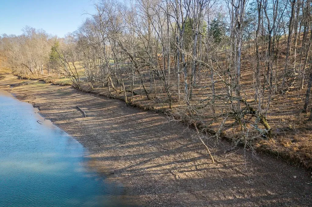 Lot 9 Hidden River Road Rock Island TN 38581