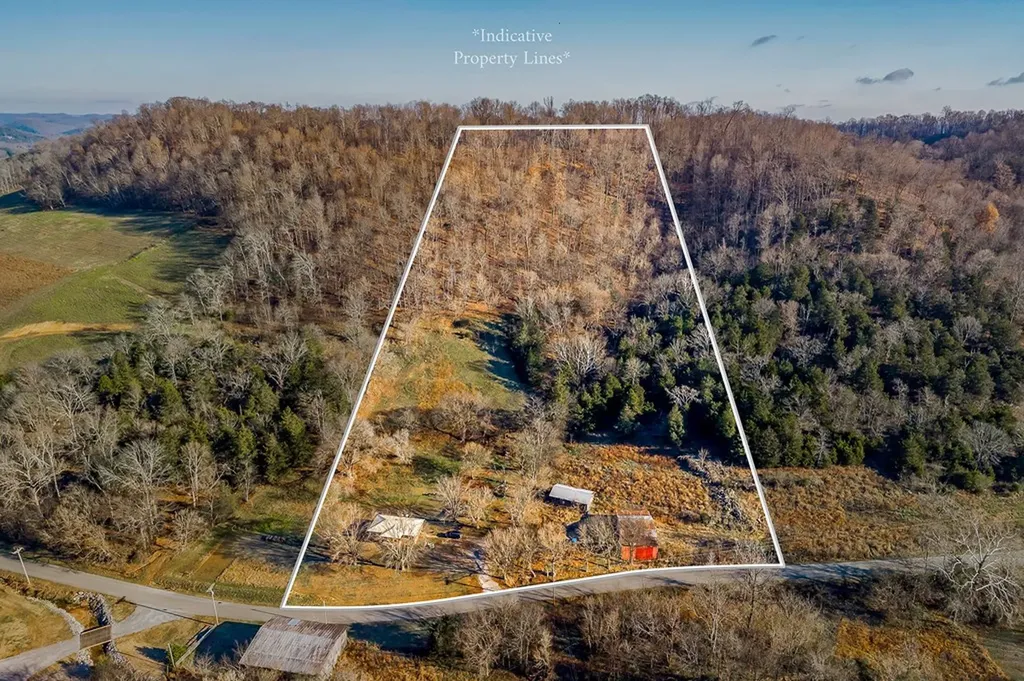 202 Maggart Road Elmwood TN 38560