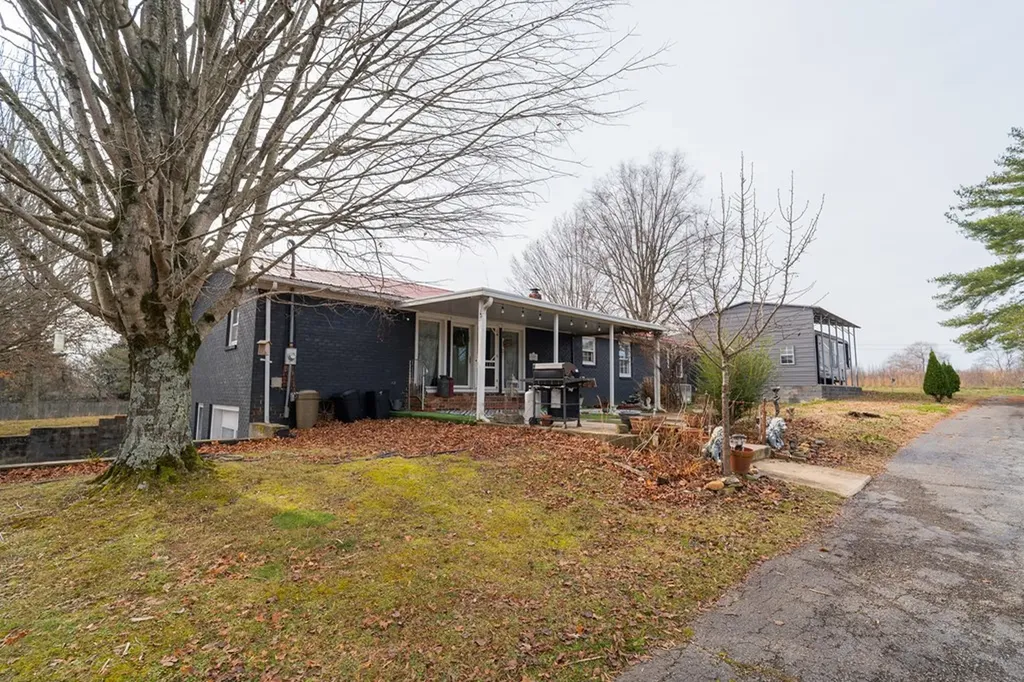 120 Twilla Lane Smithville TN 37166