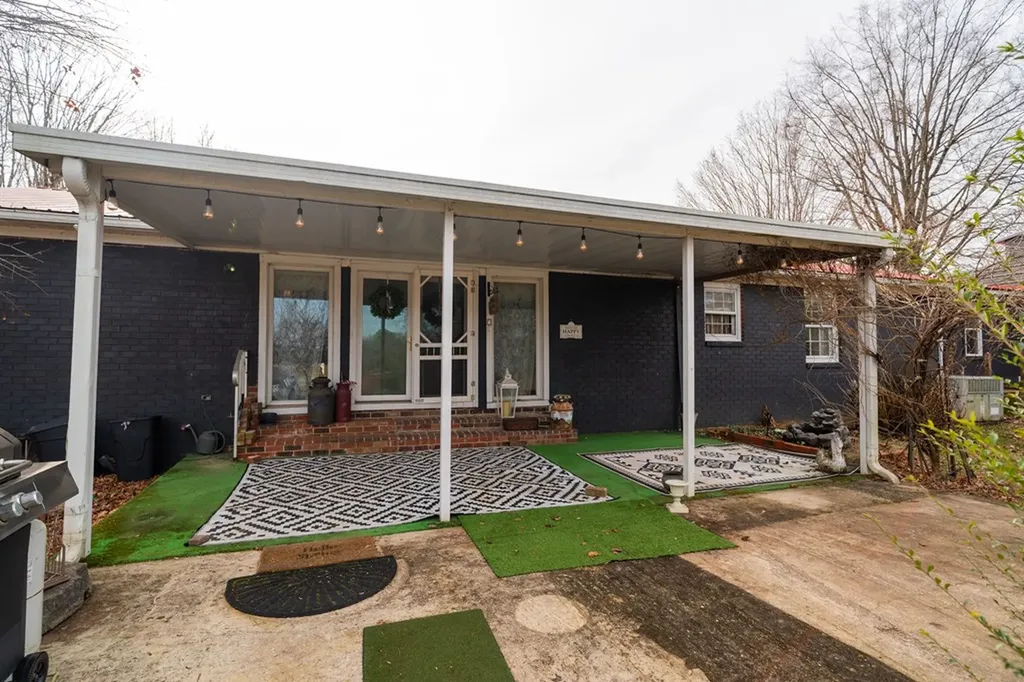 120 Twilla Lane Smithville TN 37166