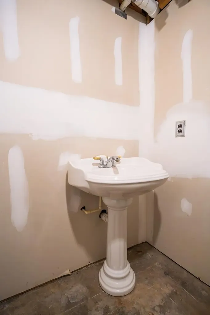 120 Twilla Lane Smithville TN 37166