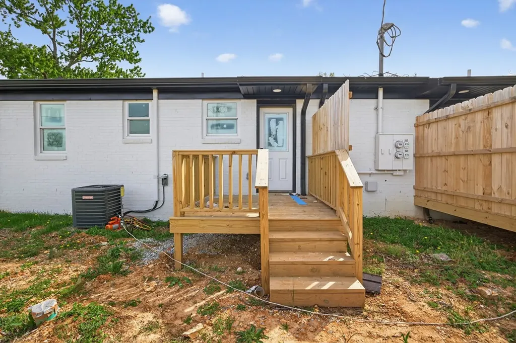 207 Boatman Street Cookeville TN 38501