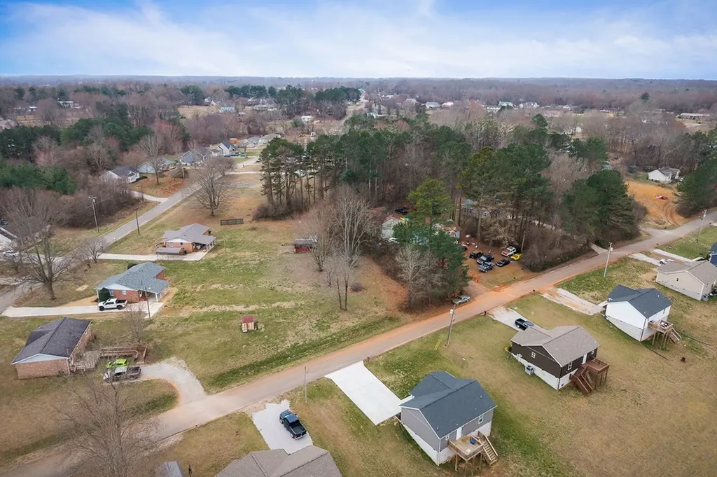 00 Pine Avenue Morrison TN 37357