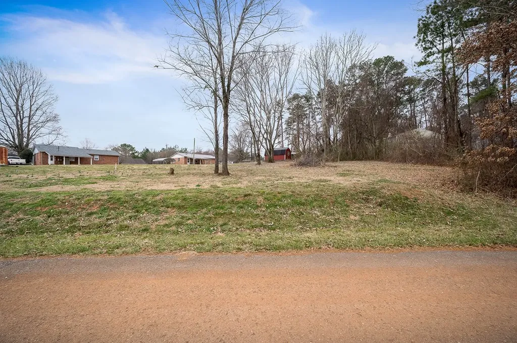 00 Pine Avenue Morrison TN 37357