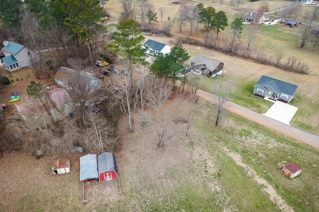00 Pine Avenue Morrison TN 37357