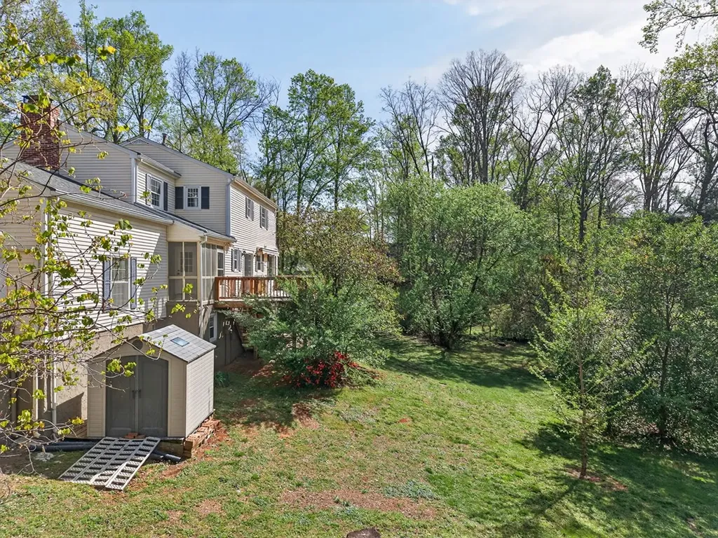 690 Valley Forge Lane Cookeville TN 38501