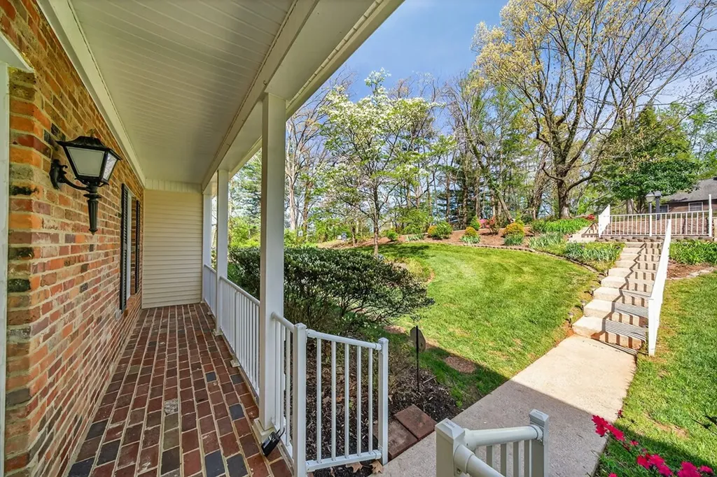 690 Valley Forge Lane Cookeville TN 38501