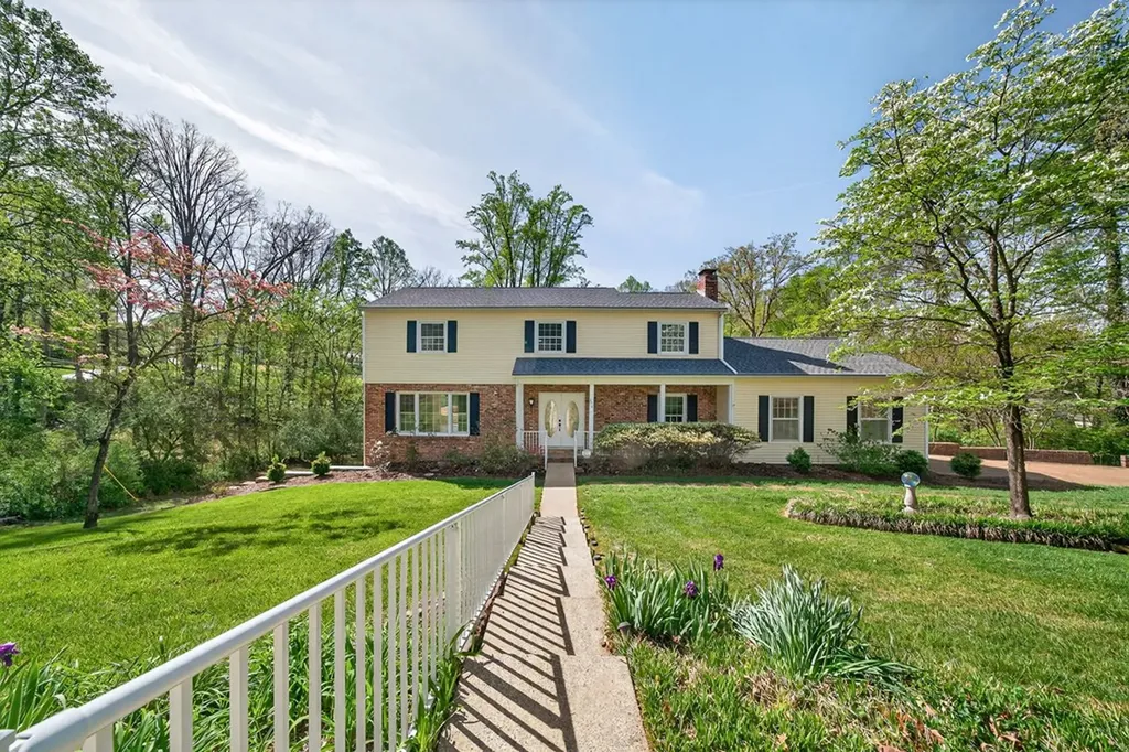 690 Valley Forge Lane Cookeville TN 38501