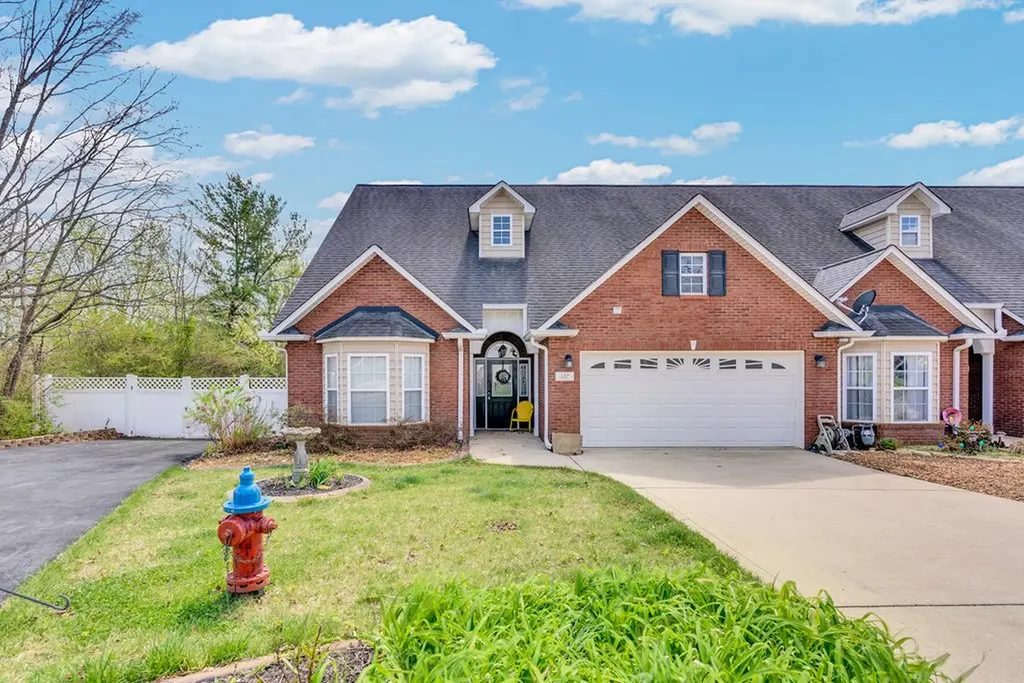 127 Maxwell Street Algood TN 38506