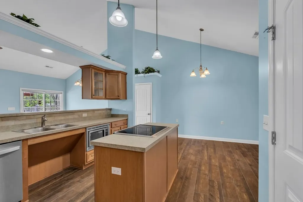 127 Maxwell Street Algood TN 38506