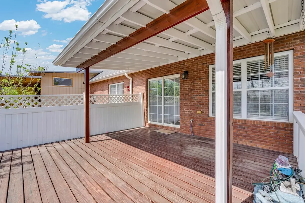 127 Maxwell Street Algood TN 38506