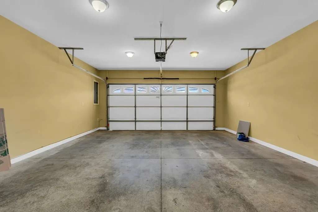 127 Maxwell Street Algood TN 38506