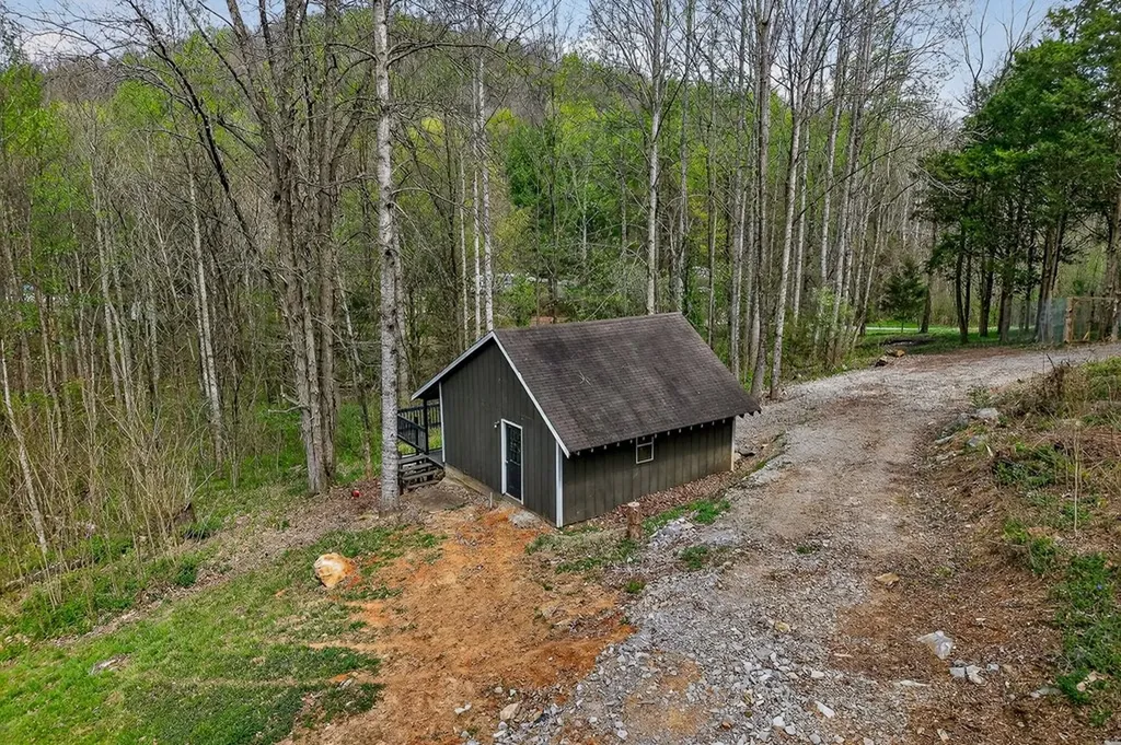 5177 Watson Road Cookeville TN 38506