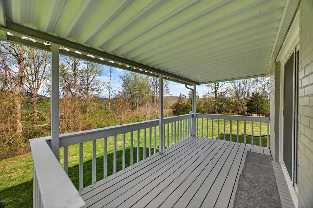 3766 Old Bridge Road Cookeville TN 38506
