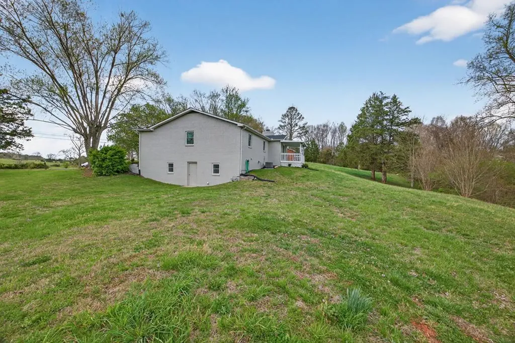 3766 Old Bridge Road Cookeville TN 38506